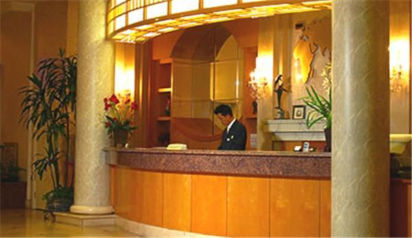 Jj Grand Los Angeles